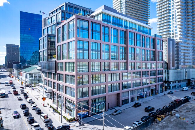 Plus de détails pour 130 Queens Quay E, Toronto, ON - Commerce de détail à louer