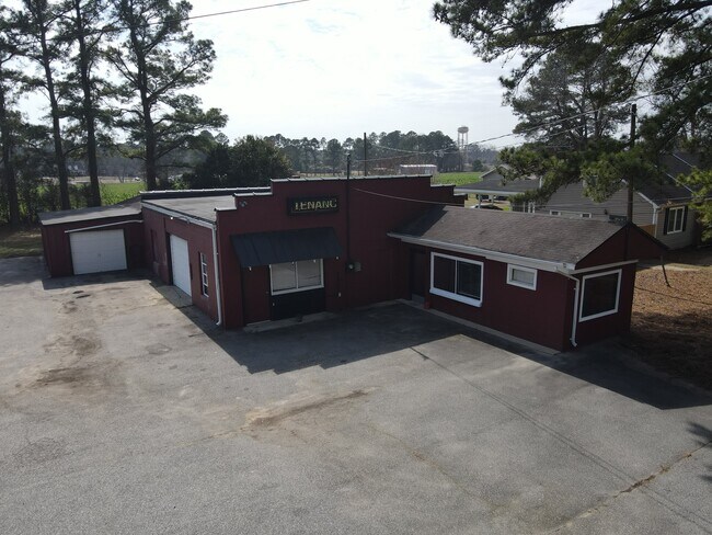 Plus de détails pour 7387 N West st, Falcon, NC - Flex à vendre