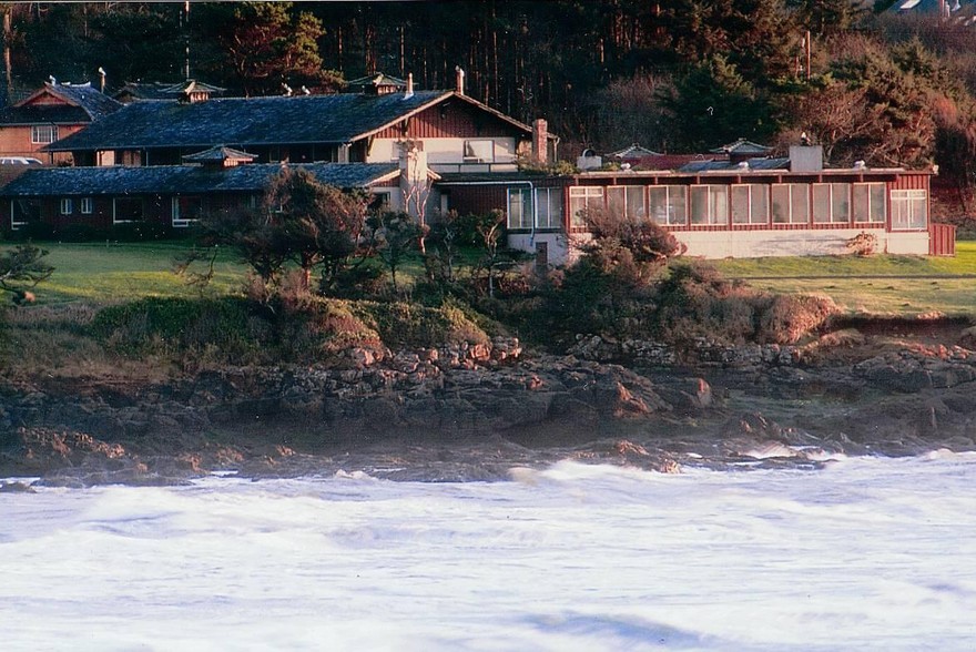 331 S Highway 101, Yachats, OR à vendre - Photo principale - Image 1 de 1