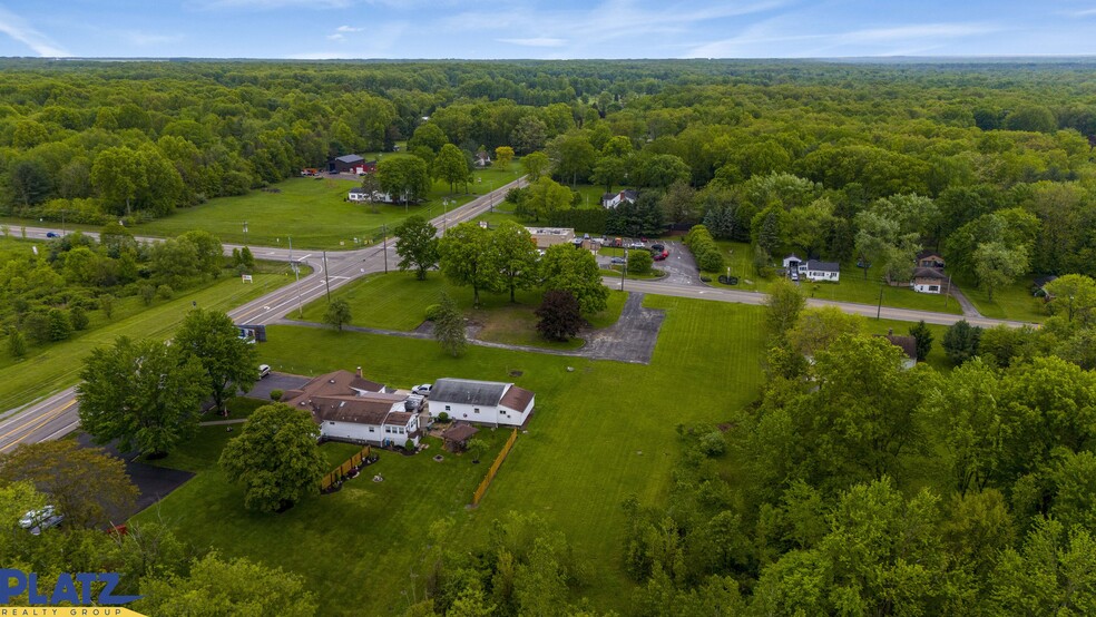 3333 Niles Cortland Rd NE, Cortland, OH for sale - Primary Photo - Image 1 of 6