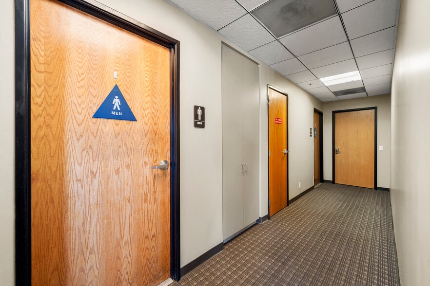 20321 SW Birch St, Newport Beach, CA for sale - Building Photo - Image 3 of 6