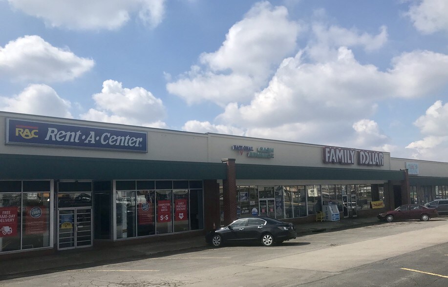 3309-3525 Mahoning Ave, Youngstown, OH à louer - Photo du bâtiment - Image 2 de 4