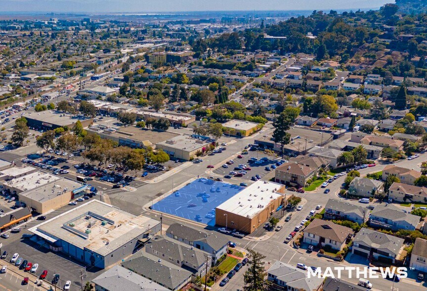 4200-4230 Olympic Ave, San Mateo, CA à louer - Photo du bâtiment - Image 2 de 3
