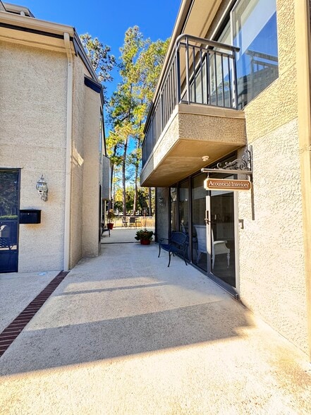 1 Corpus Christie Pl, Hilton Head Island, SC for lease - Building Photo - Image 3 of 6