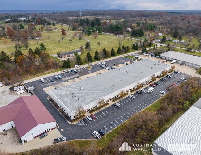 Plus de détails pour 2575-2597 Center Rd, Hinckley, OH - Local d'activités à louer