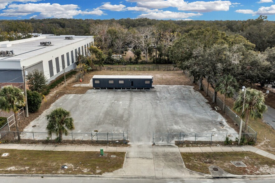 1532 E Semoran Blvd, Apopka, FL à vendre - Photo du bâtiment - Image 3 de 10