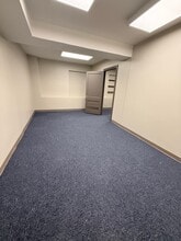 121 S Broadway Ave, Tyler, TX for lease Interior Photo- Image 2 of 4