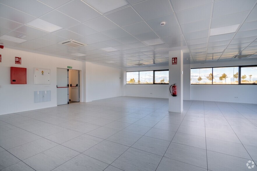Calle Rosalind Franklin, 58, Getafe, Madrid for lease - Building Photo - Image 3 of 22