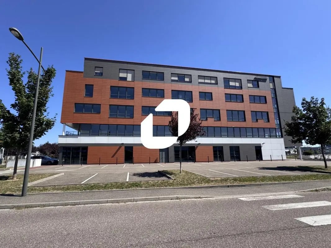 Office in Strasbourg for lease Building Photo- Image 1 of 8