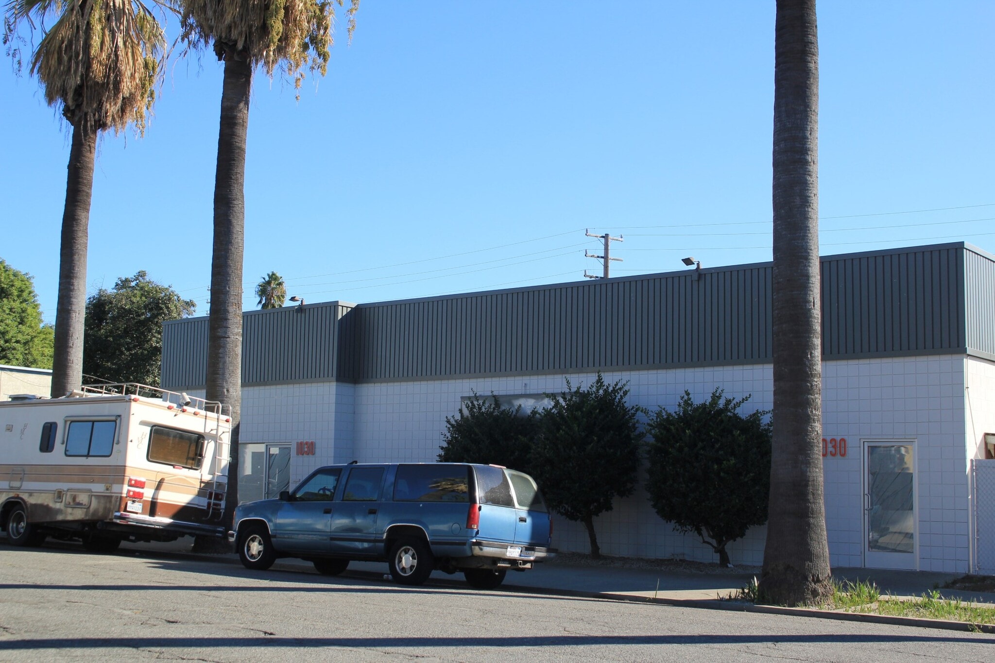 1030 W 2nd St, Pomona, CA à louer Photo du bâtiment- Image 1 de 5