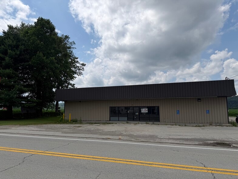 404 Leech Ave, Saltsburg, PA à louer - Photo du bâtiment - Image 1 de 10