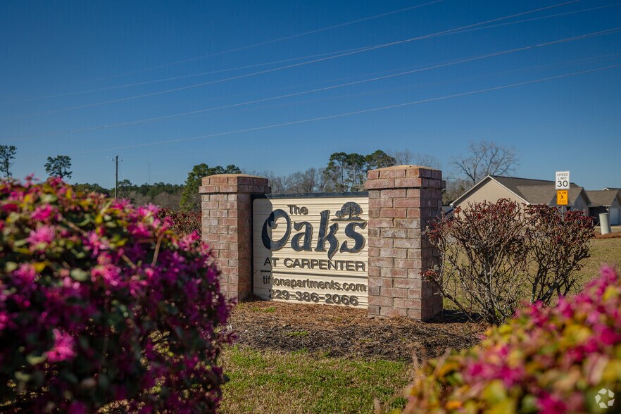 101 Oak Forest Ln, Tifton, GA à vendre - Photo du bâtiment - Image 2 de 10