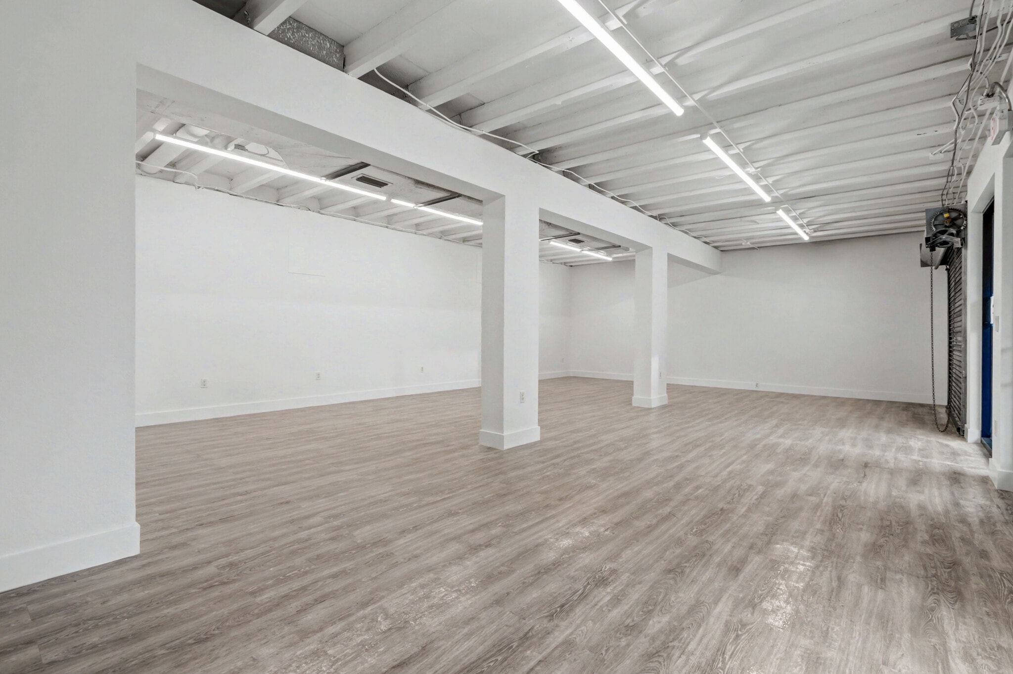 24 NE 1st Ave, Dania Beach, FL for sale Interior Photo- Image 1 of 9