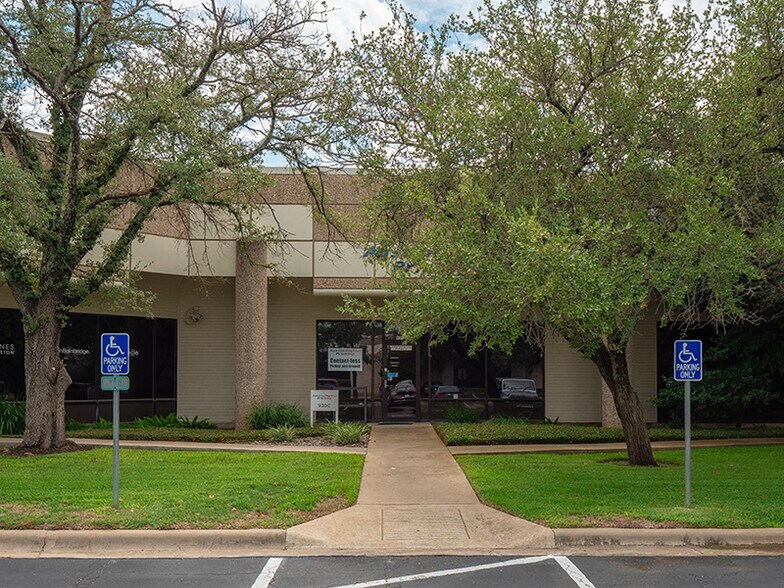 12303 Technology Blvd, Austin, TX à louer - Photo du bâtiment - Image 2 de 18