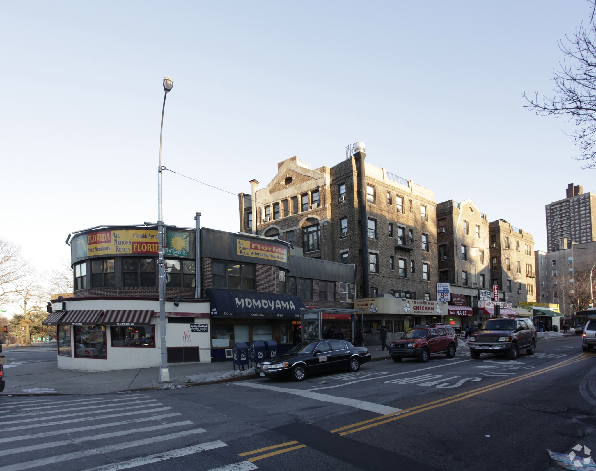 120-10 Queens Blvd, Kew Gardens, NY for lease Primary Photo- Image 1 of 10