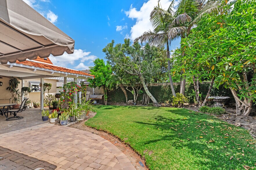 23672 Cavanaugh Rd, Lake Forest, CA à vendre - Photo du bâtiment - Image 3 de 6