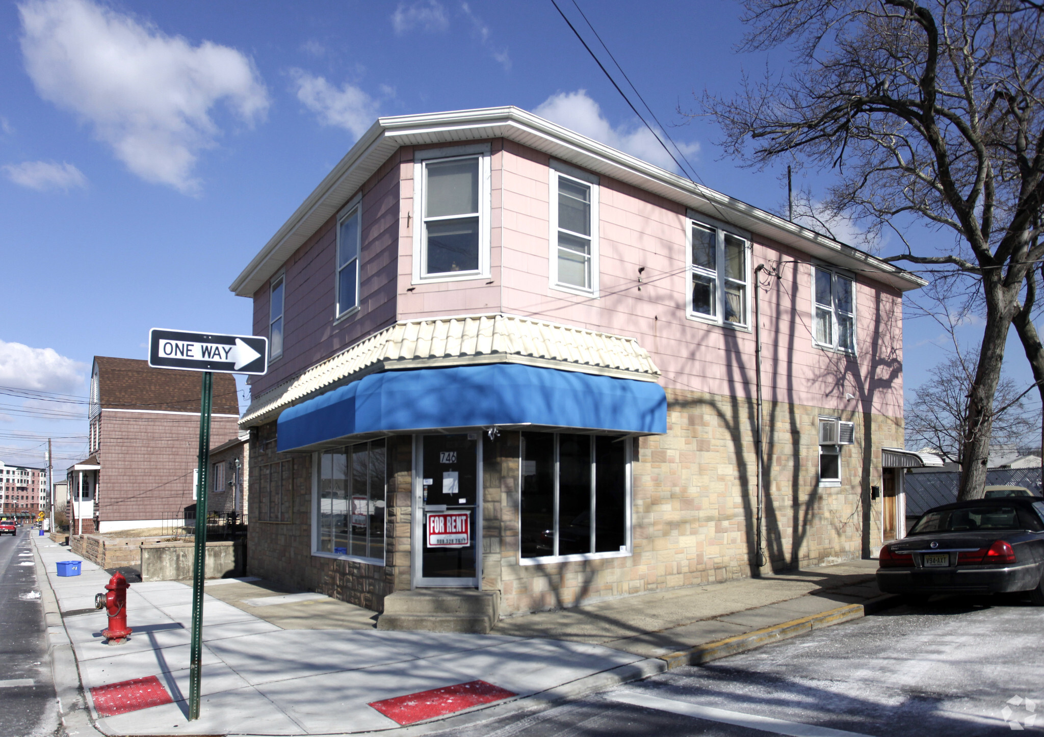 746 Riverside Ave, Lyndhurst, NJ for sale Primary Photo- Image 1 of 1