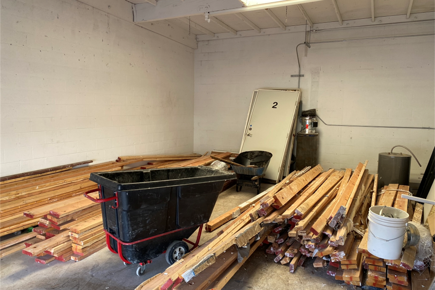1524-1536 Hampton Way, Santa Rosa, CA for lease - Building Photo - Image 3 of 5