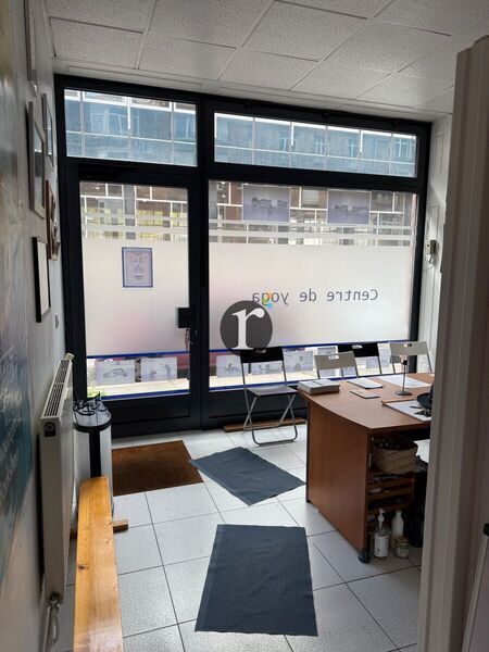 Retail in Lille for sale Lobby- Image 1 of 4