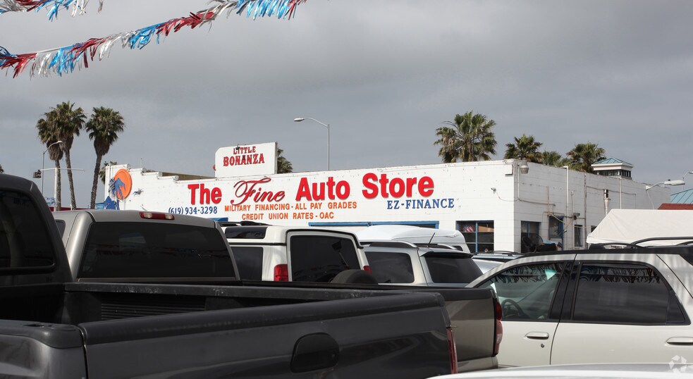 940-942 Palm Ave, Imperial Beach, CA à vendre - Photo du bâtiment - Image 2 de 2