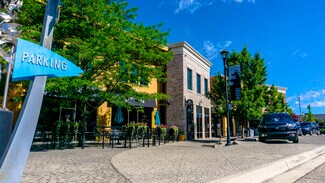 Plus de détails pour 2255 Wealthy St SE, Grand Rapids, MI - Bureau, Bureau/Commerce de détail à louer