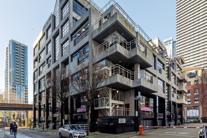 Admirals Way, Londres à louer - Photo du bâtiment - Image 2 de 2