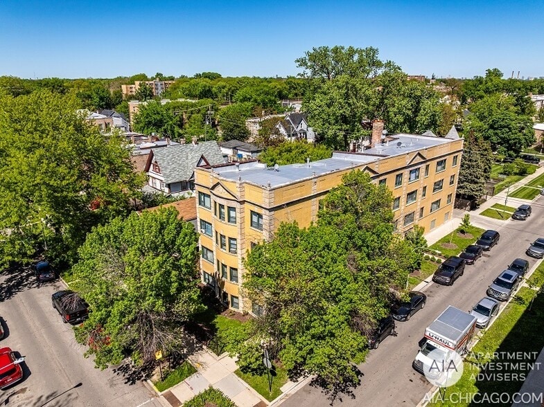 235 N Mason Ave, Chicago, IL à vendre - Photo du bâtiment - Image 2 de 3