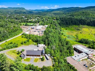 Plus de détails pour 2795 St Rolland, Sainte-adele, QC - Industriel à vendre