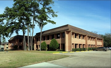17150 Butte Creek Rd, Houston, TX à louer Photo du bâtiment- Image 1 de 8
