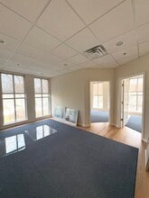 1704 Maxwell Dr, Wall Township, NJ à louer Photo intérieure- Image 1 de 5