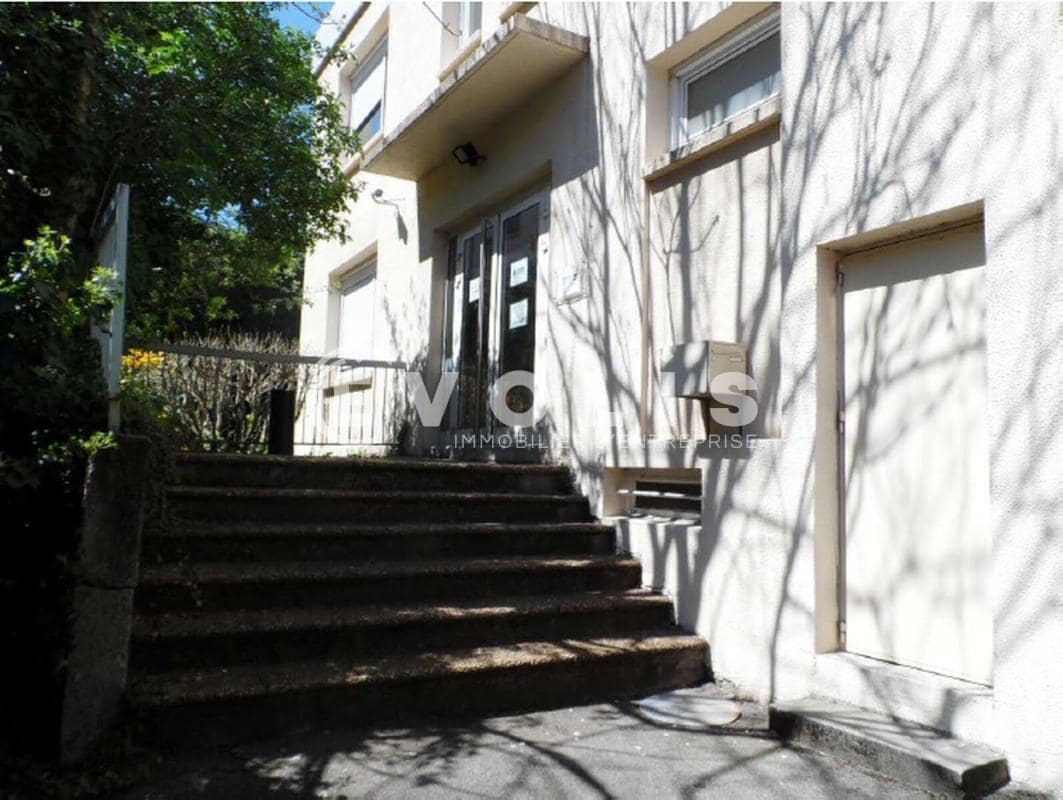 22 Rue Camille Roy, Lyon à vendre Photo du bâtiment- Image 1 de 13