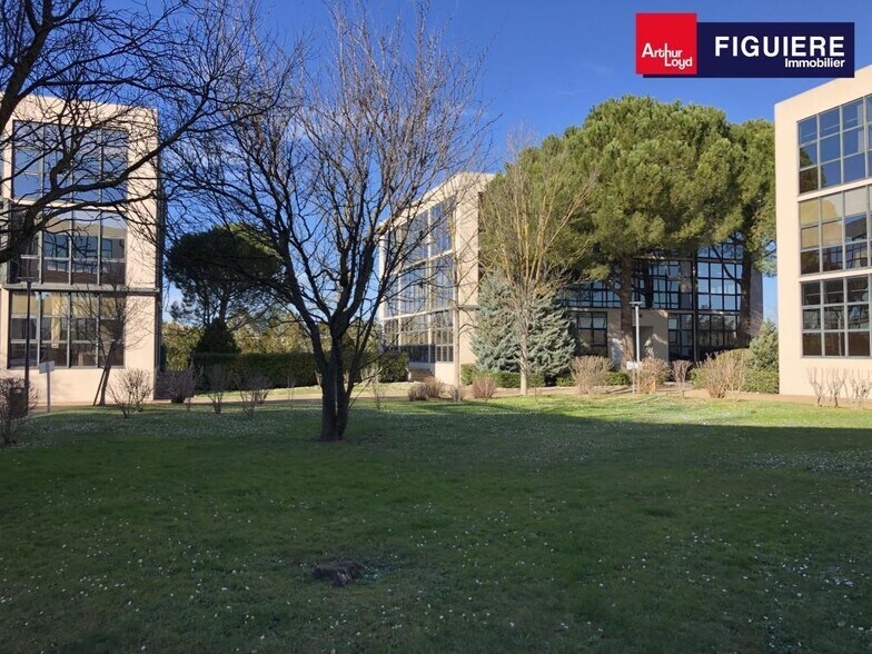 10 Rue Du Lieutenant Parayre, Aix-en-Provence à louer - Photo du bâtiment - Image 3 de 7