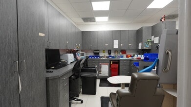 8729-8747 Santa Monica Blvd, West Hollywood, CA for lease Building Photo- Image 2 of 21