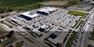 Plus de détails pour 200 N Town East Blvd, Sunnyvale, TX - Commerce de détail à louer