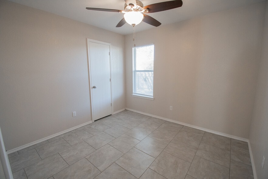 800 James Loop, Killeen, TX à vendre - Photo intérieure - Image 3 de 14