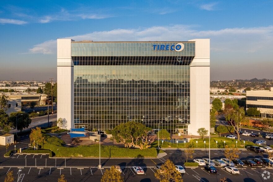 500 W 190th St, Gardena, CA for lease - Building Photo - Image 3 of 6