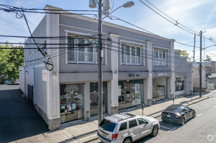 35 S Van Brunt St, Englewood, NJ for lease - Building Photo - Image 2 of 5