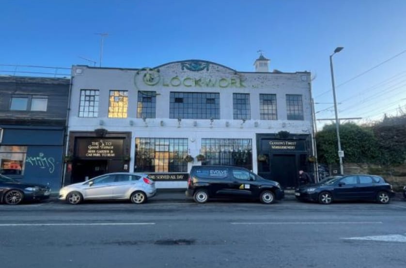 Three Thistles Portfolio portefeuille de 6 propriétés à vendre sur LoopNet.ca Photo du bâtiment- Image 1 de 15