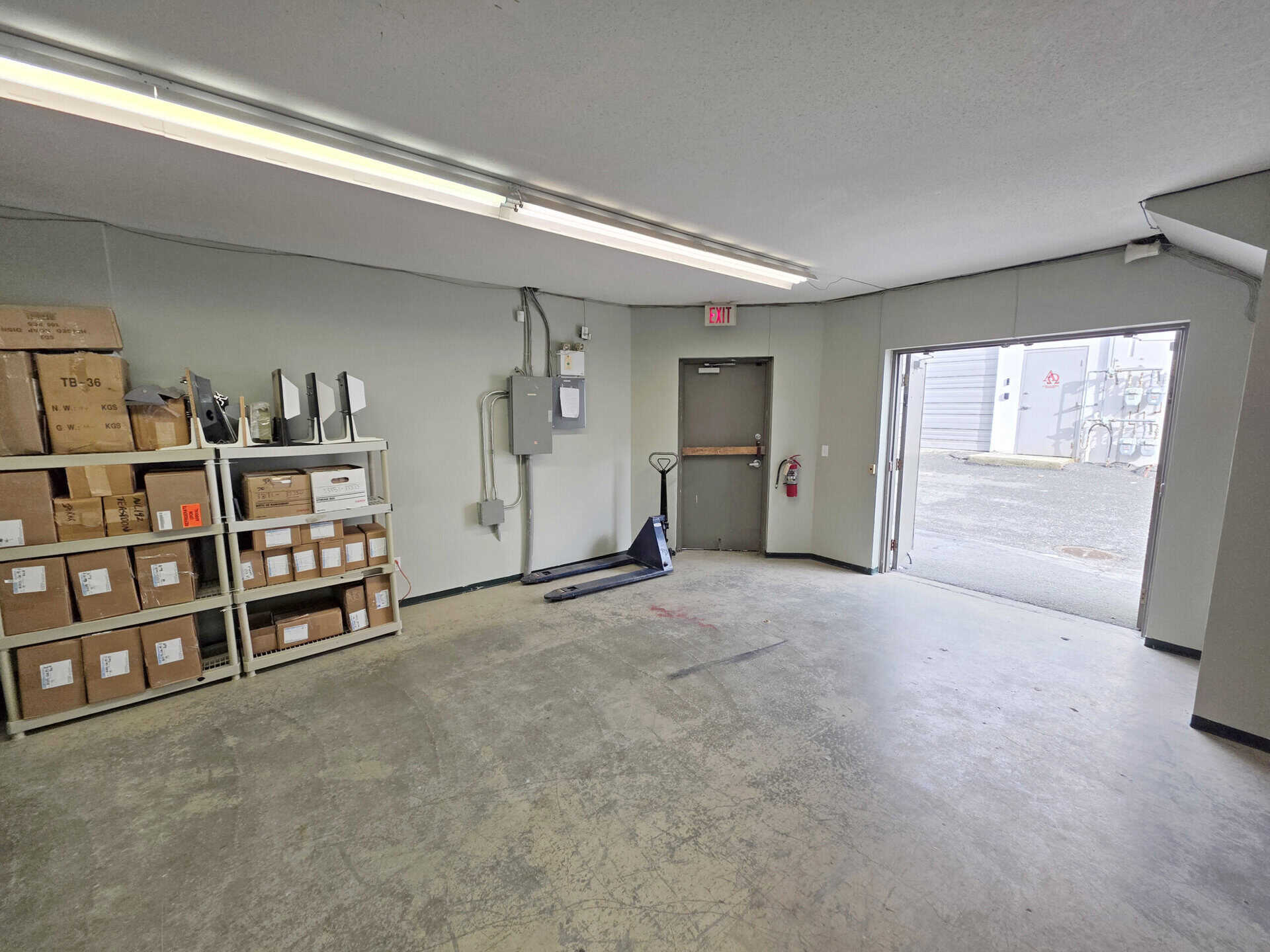 62 Fawcett Rd, Coquitlam, BC à louer Photo intérieure- Image 1 de 3