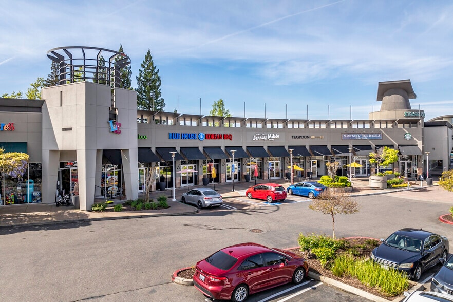 2000-2030 Douglas Blvd, Roseville, CA for lease - Building Photo - Image 2 of 7