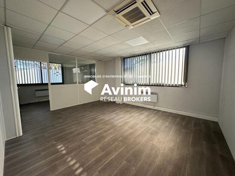 Office in Le Mesnil-Amelot for lease - Building Photo - Image 2 of 8