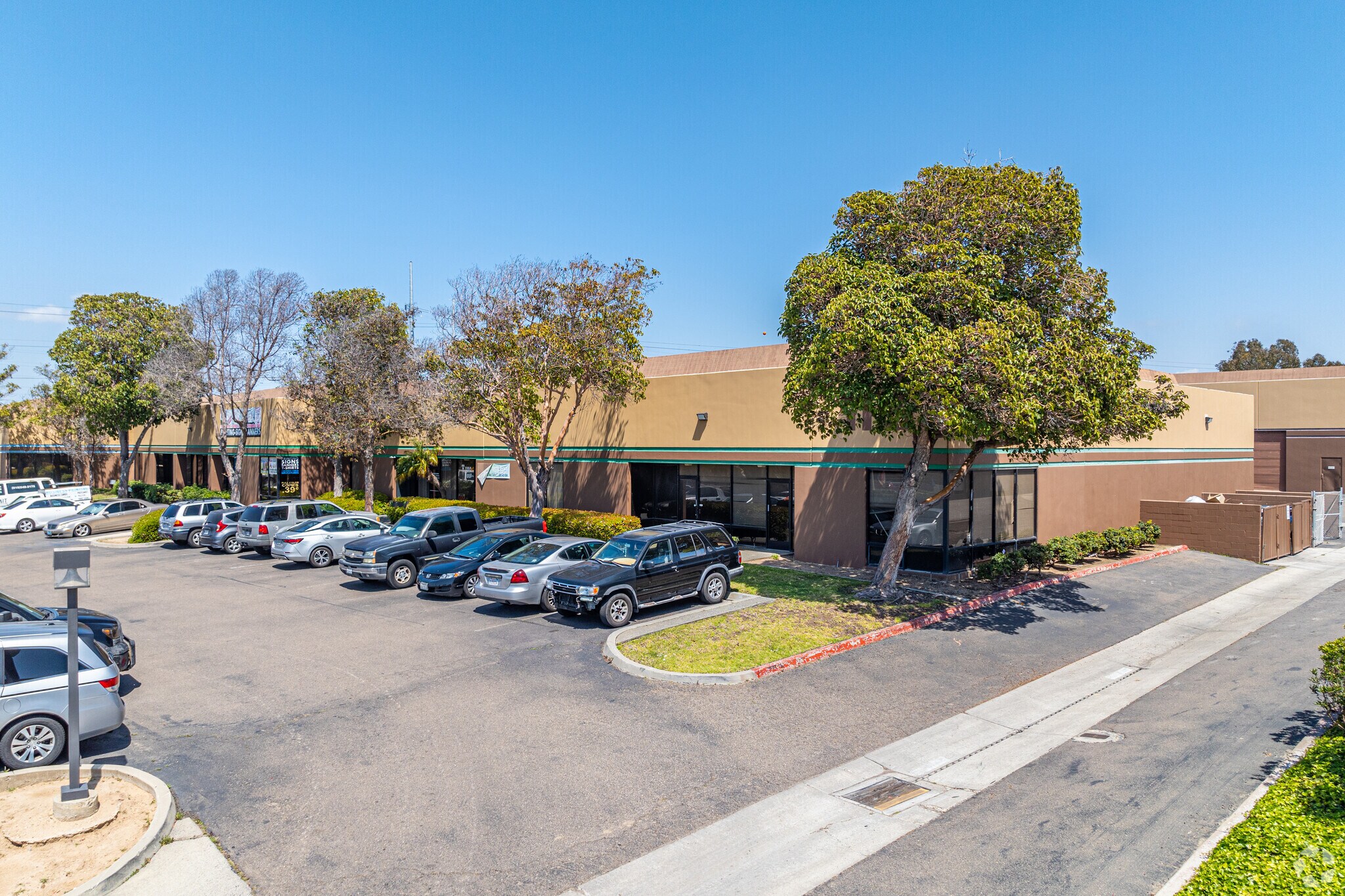 1131-1141 Bay Blvd, Chula Vista, CA à louer Photo du bâtiment- Image 1 de 6