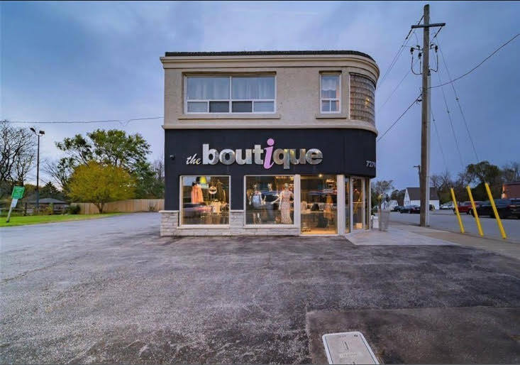 5850 Royal Manor Dr, Niagara Falls, ON à vendre Photo principale- Image 1 de 1