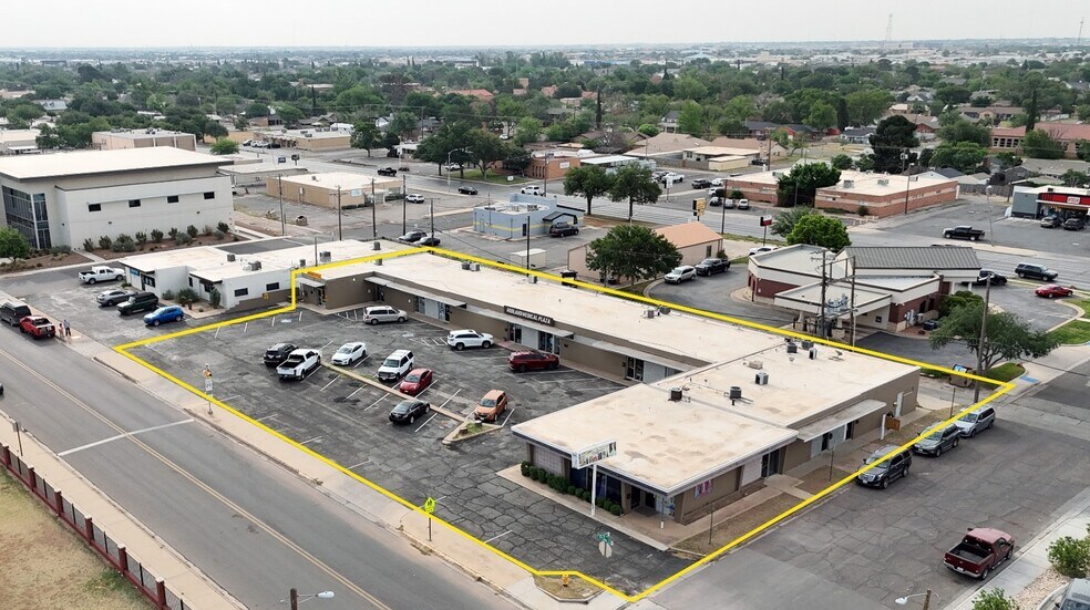 2109 W Texas Ave, Midland, TX à vendre - Photo du bâtiment - Image 1 de 5