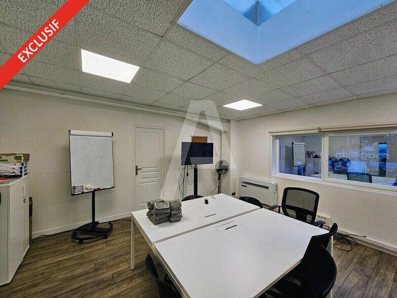 120 Route De Versailles, Champlan for lease - Interior Photo - Image 3 of 6