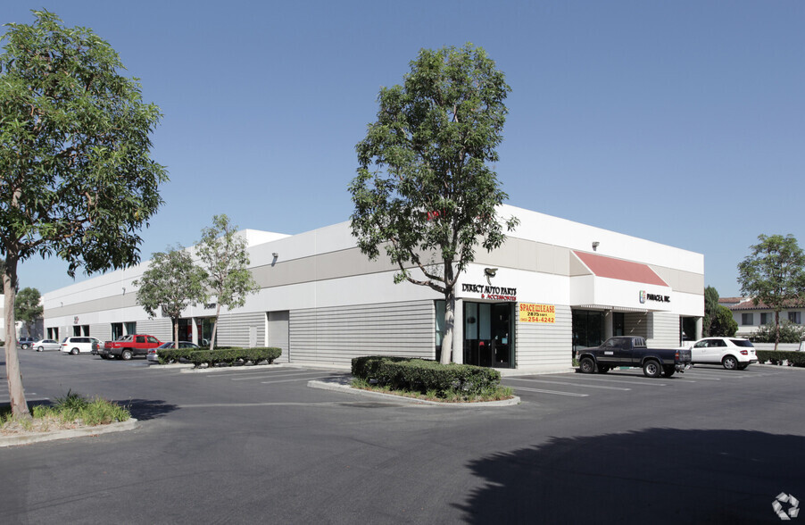 14905 Paramount Blvd, Paramount, CA for sale - Primary Photo - Image 1 of 1