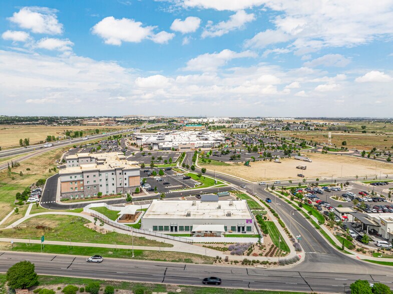 91 E 136th Ave, Thornton, CO à vendre - Photo du bâtiment - Image 2 de 39