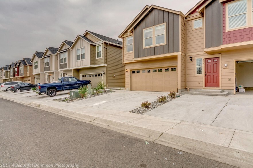 9700-9816 NE 76th Way, Vancouver, WA à vendre - Photo principale - Image 1 de 38