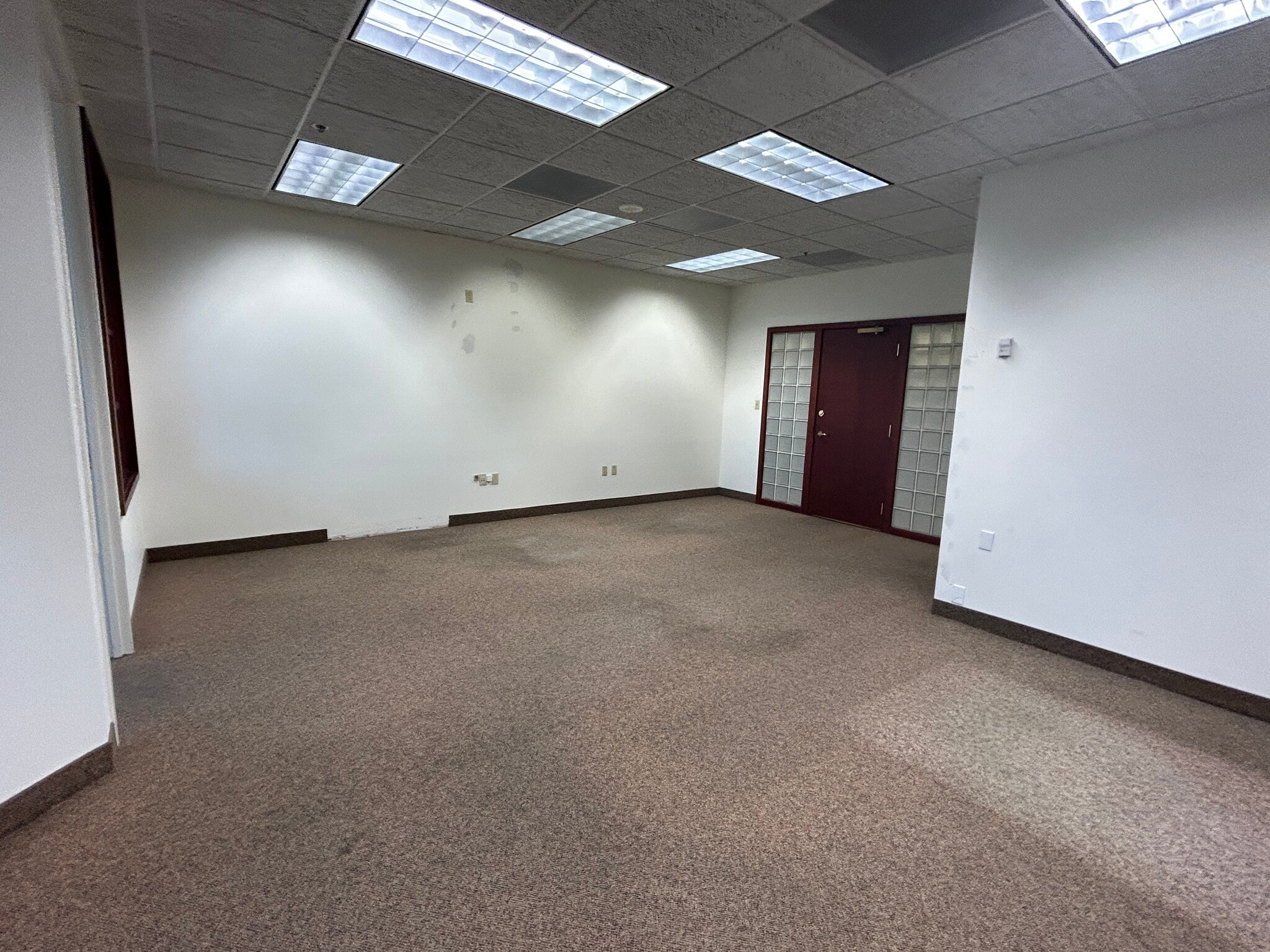 2 N Tamiami Trl, Sarasota, FL à louer Photo intérieure- Image 1 de 5