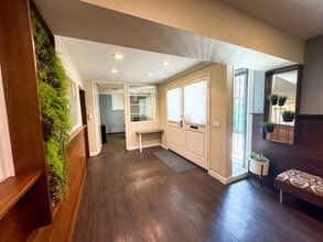 800 W Ivy St, San Diego, CA for lease Interior Photo- Image 2 of 6